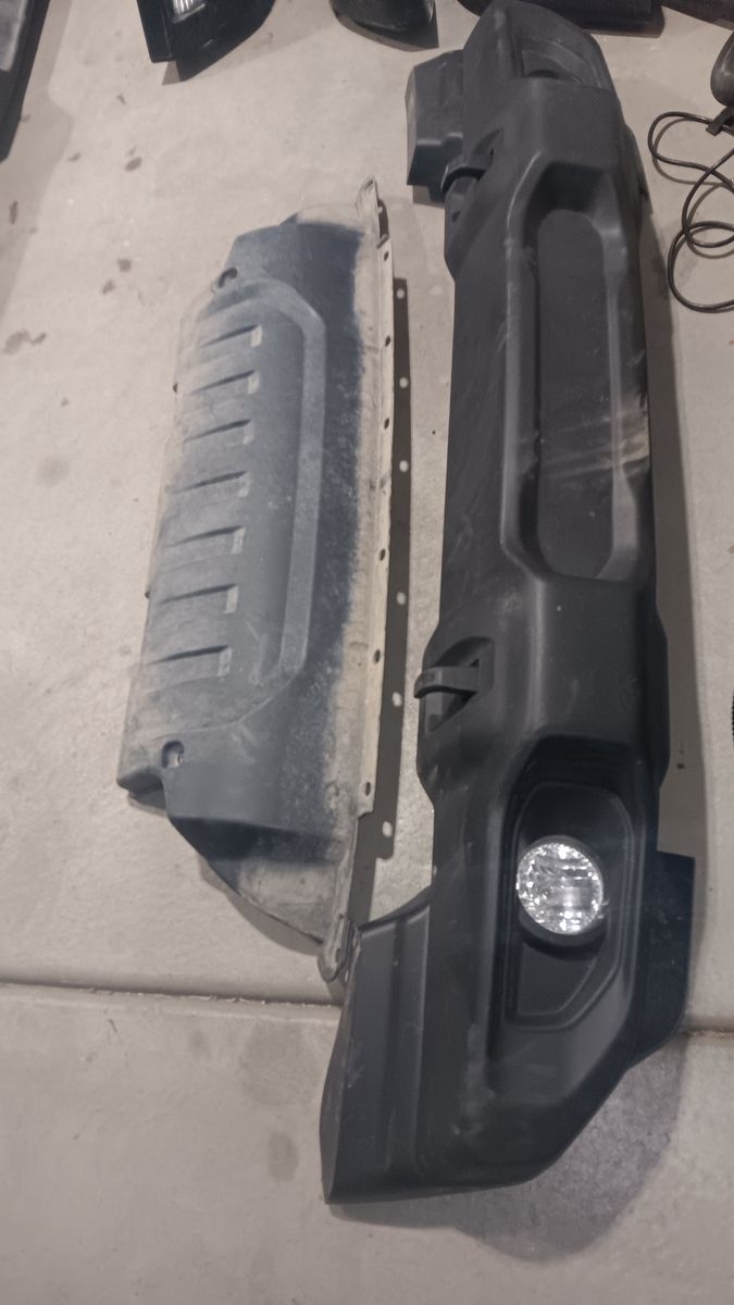 2023 JL wrangler stock bumpers and fender flares