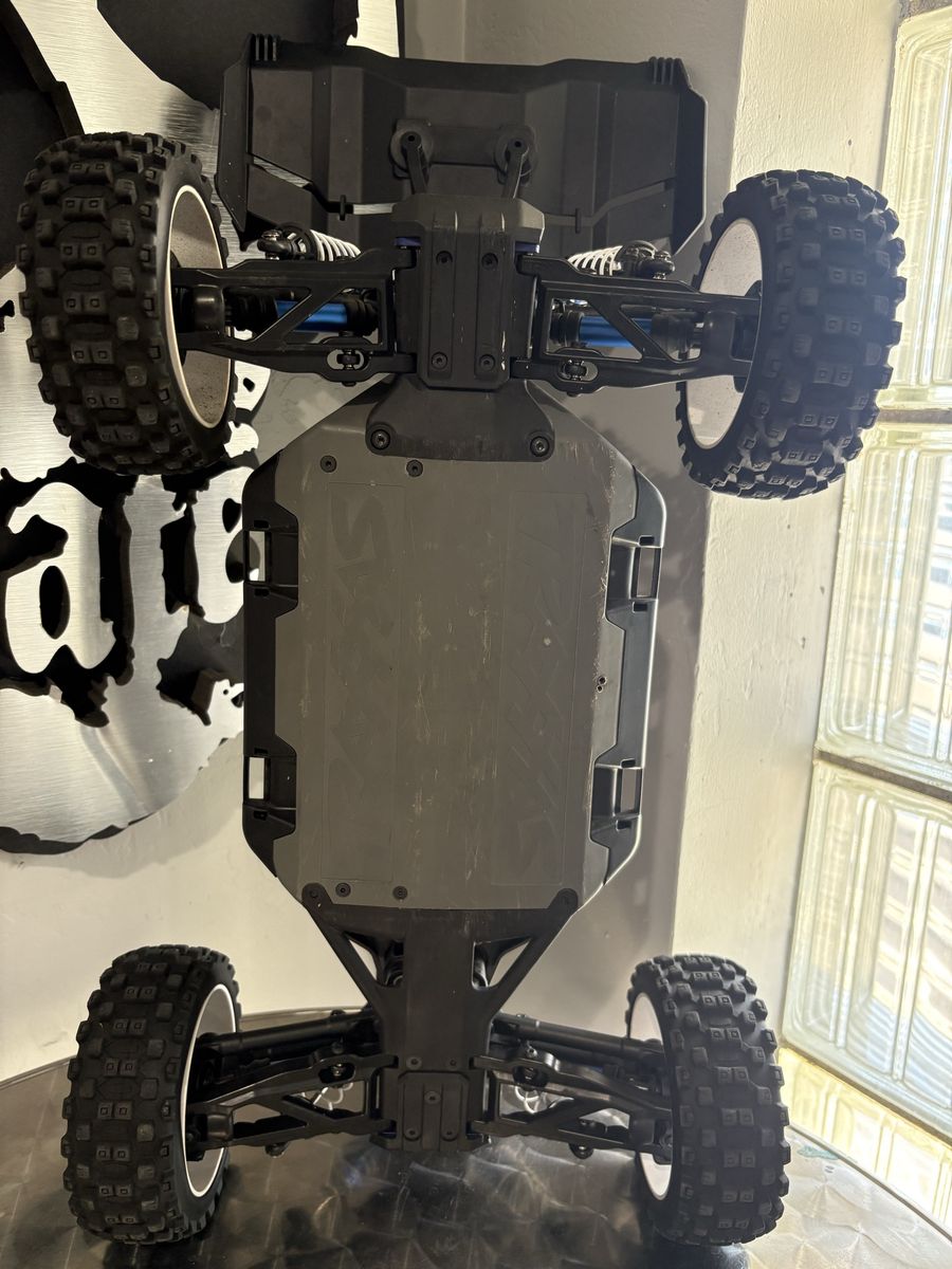 Main image 5