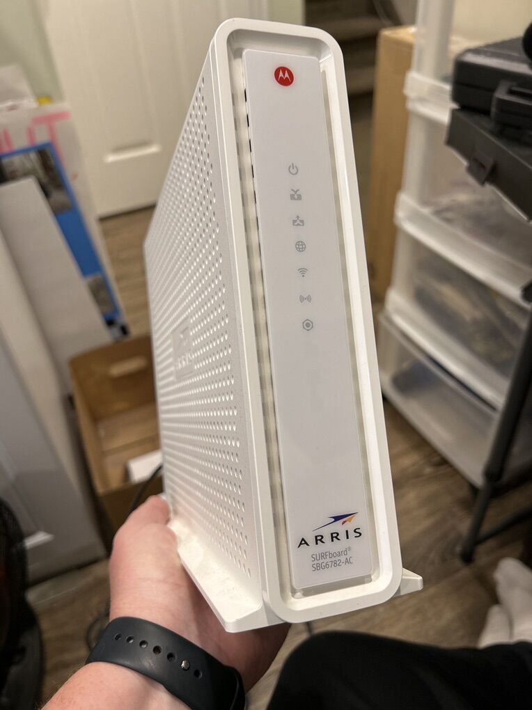 Motorola ARRIS Surfboard Gateway