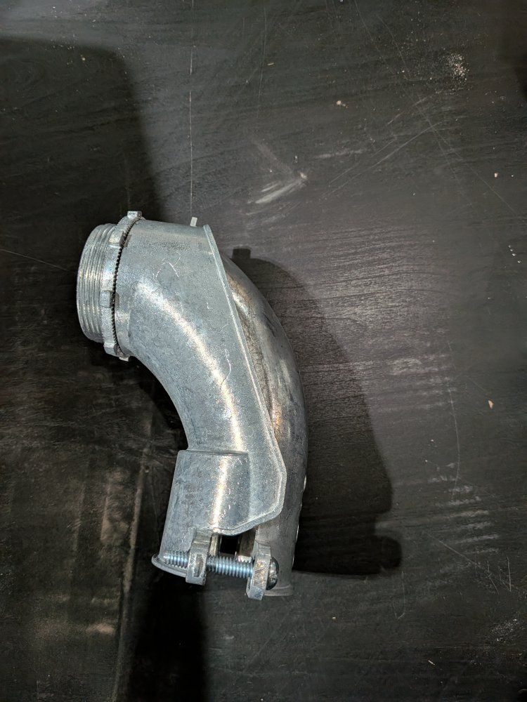 90° electrical conduit connector