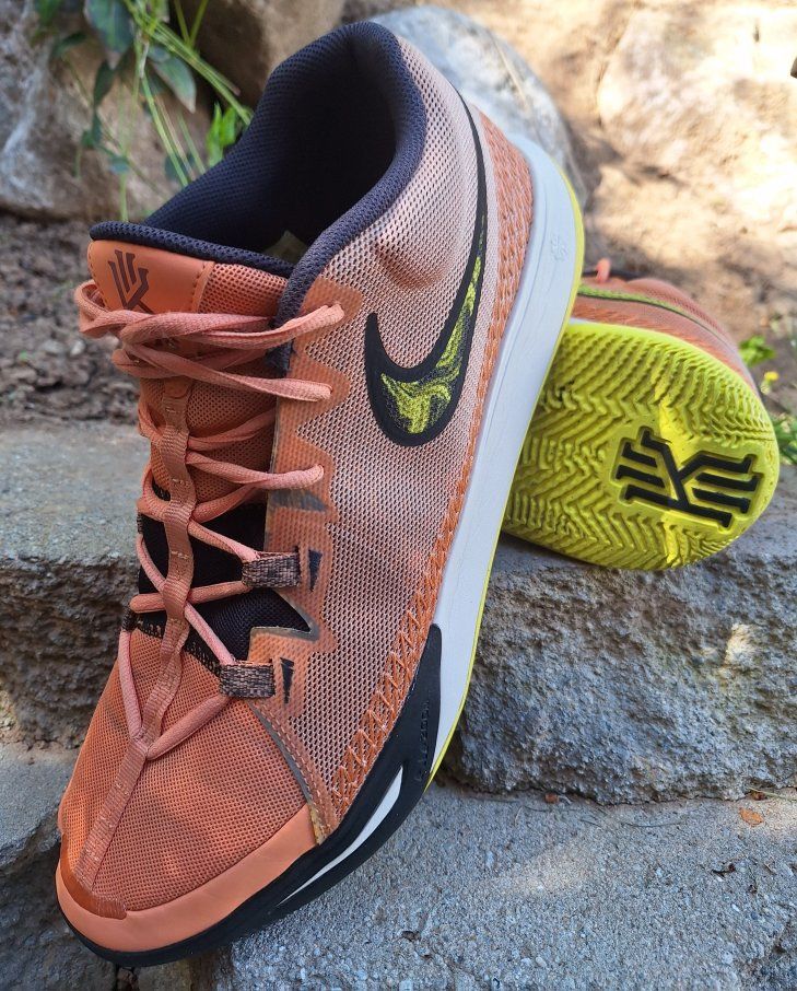Nice Mens Sz 15 Nike Kyrie Flytrap VI Orange