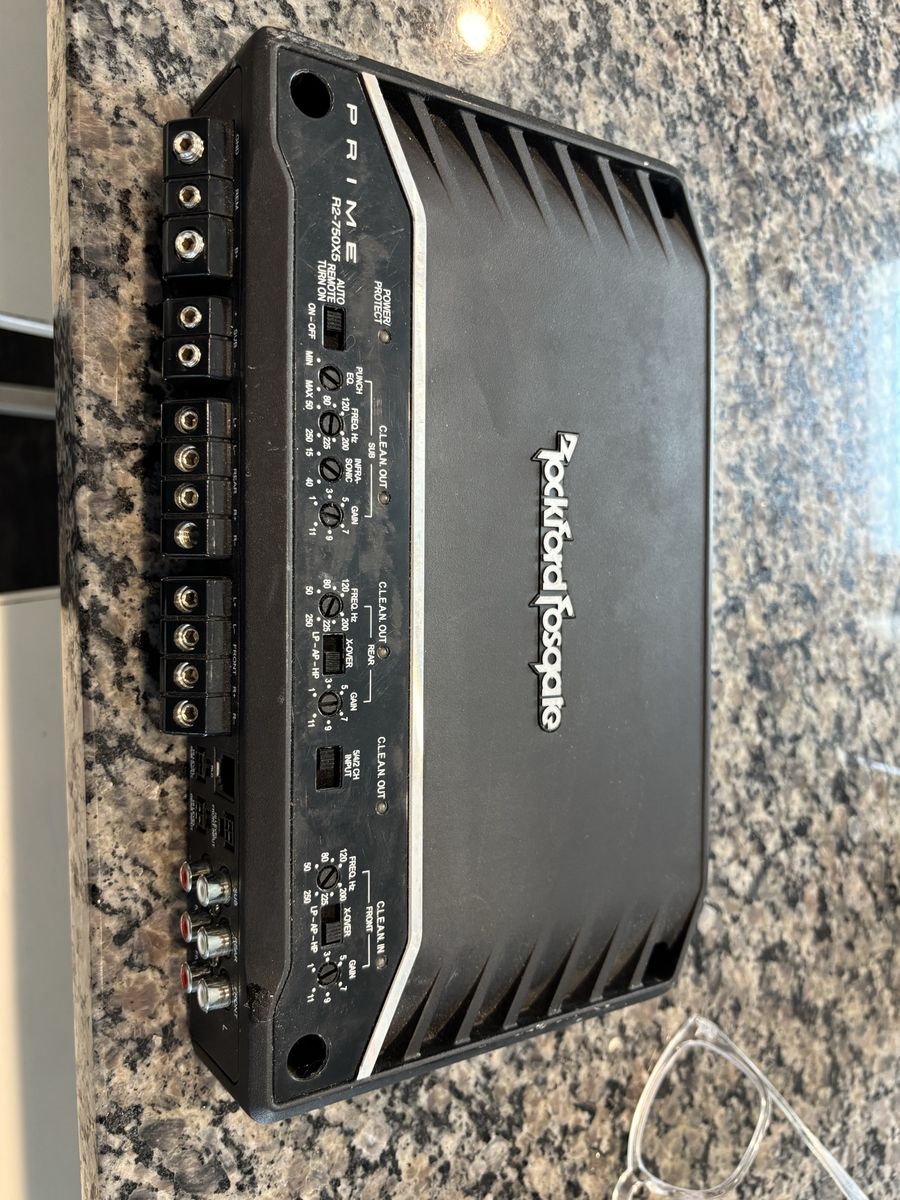 Rockford Fosgate Prime R2-750X5 5-Channel Car Audio Amplifier