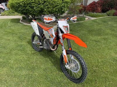 KTM 250 XCF-W Dirt Bike Rental – $200/day