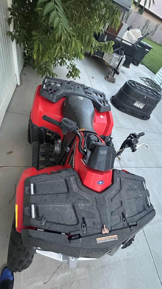 Main image 3