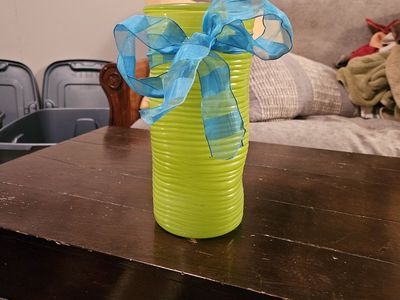 Fluorescent green glass vase