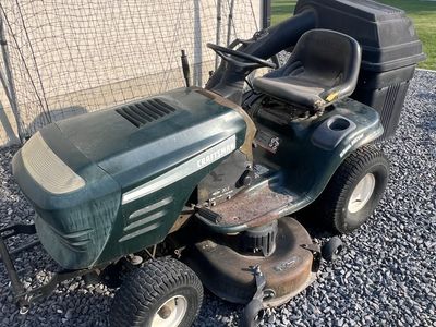 Craftsman Riding Lawn mower