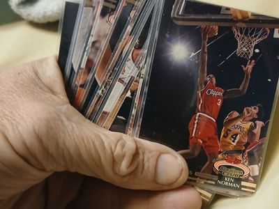 Basketball Cards 22 pack