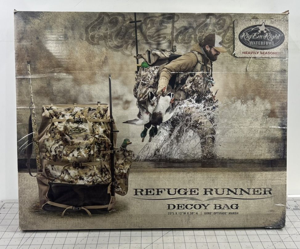 Rig 'Em Right Refuge Runner Decoy Bag Optifade Marsh - Marsh Camo New