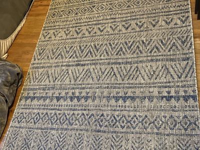 Surya 5’ x 7.5’ blue & gray indoor/outdoor rug