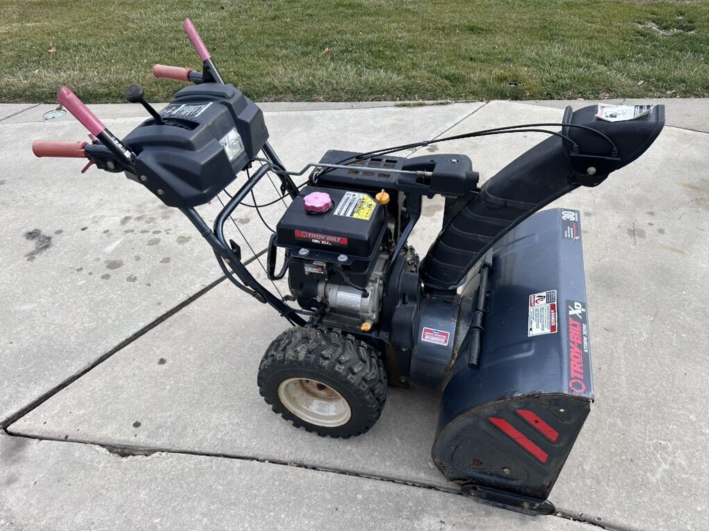 30 Inch SnowBlower