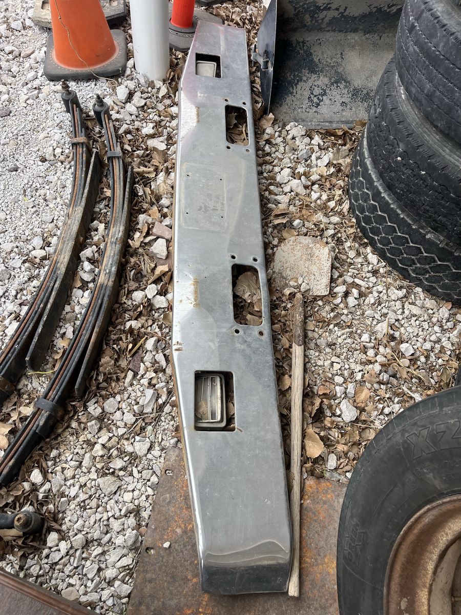 Semi truck bumpers