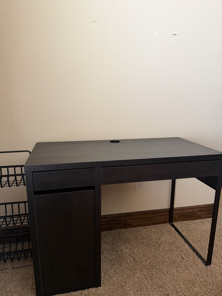 Black Modern Office Desk with Storage Drawer and Cabinet