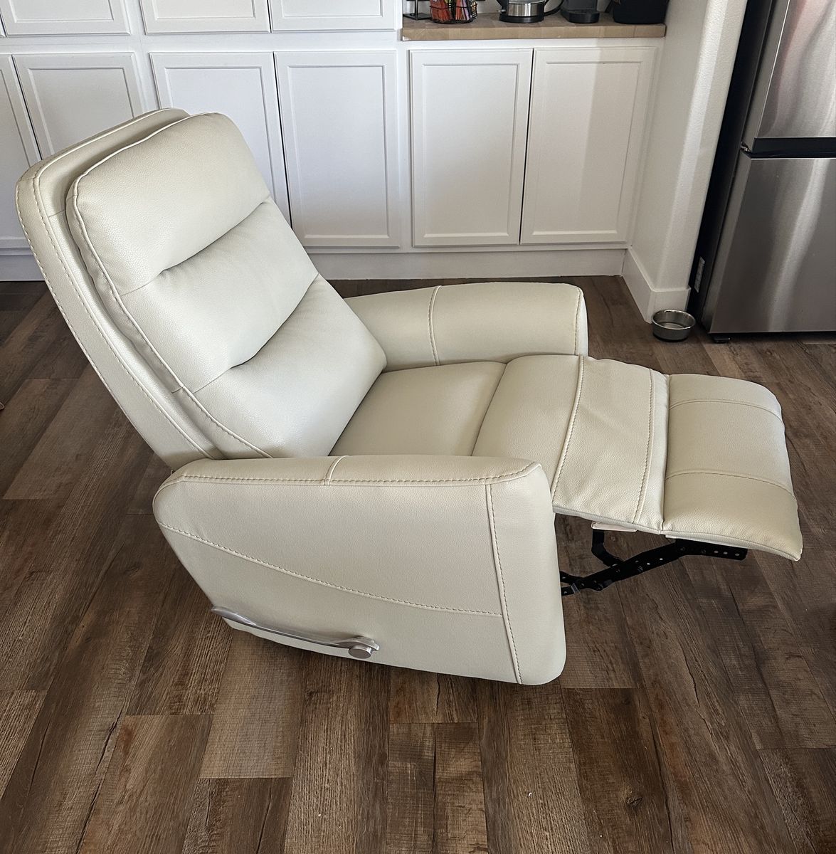 Modern Off-White Leather Recliner Accent Chair
