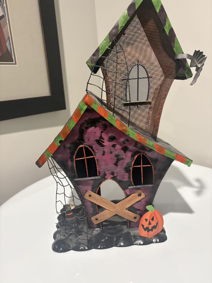Halloween Metal Haunted House Decoration Tealight Candle Holder Tabletop Decor