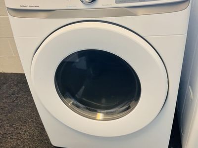 Like new Samsung electric dryer