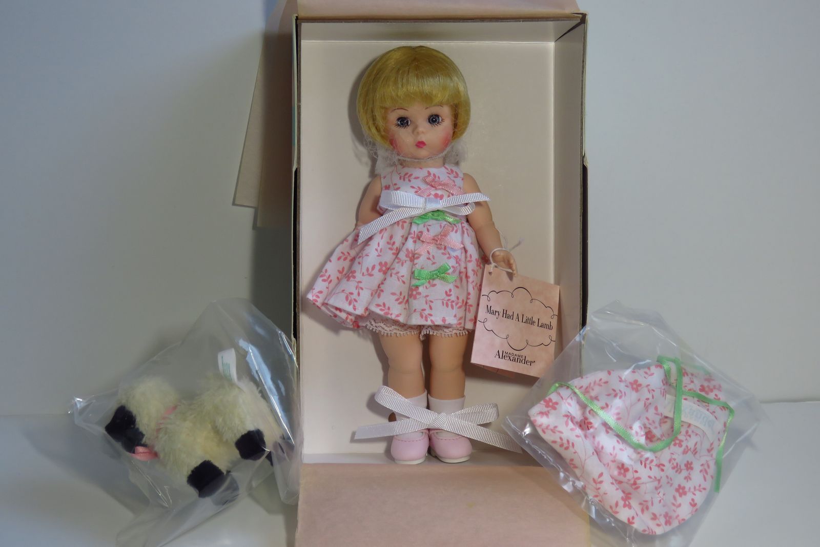 Madame Alexander Doll 8” Mary Had A Little Lamb #48090