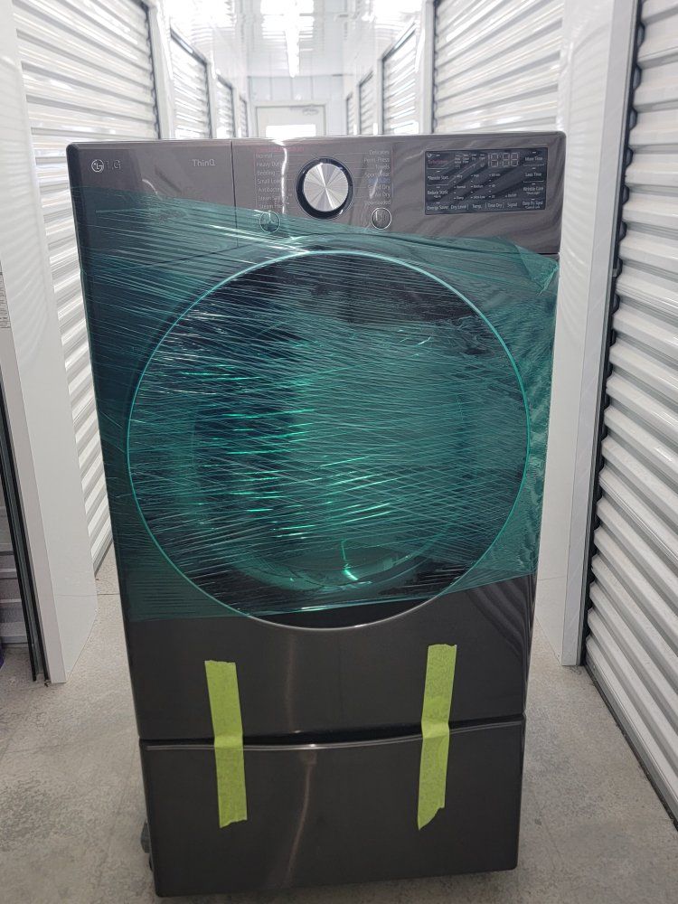 LG ThinQ Washer & Dryer w/Pedestals