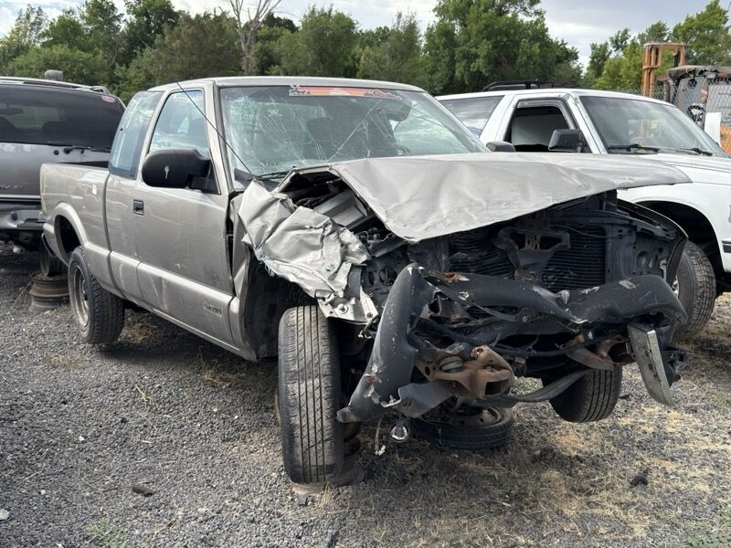 2001 Chevrolet S10 Parts