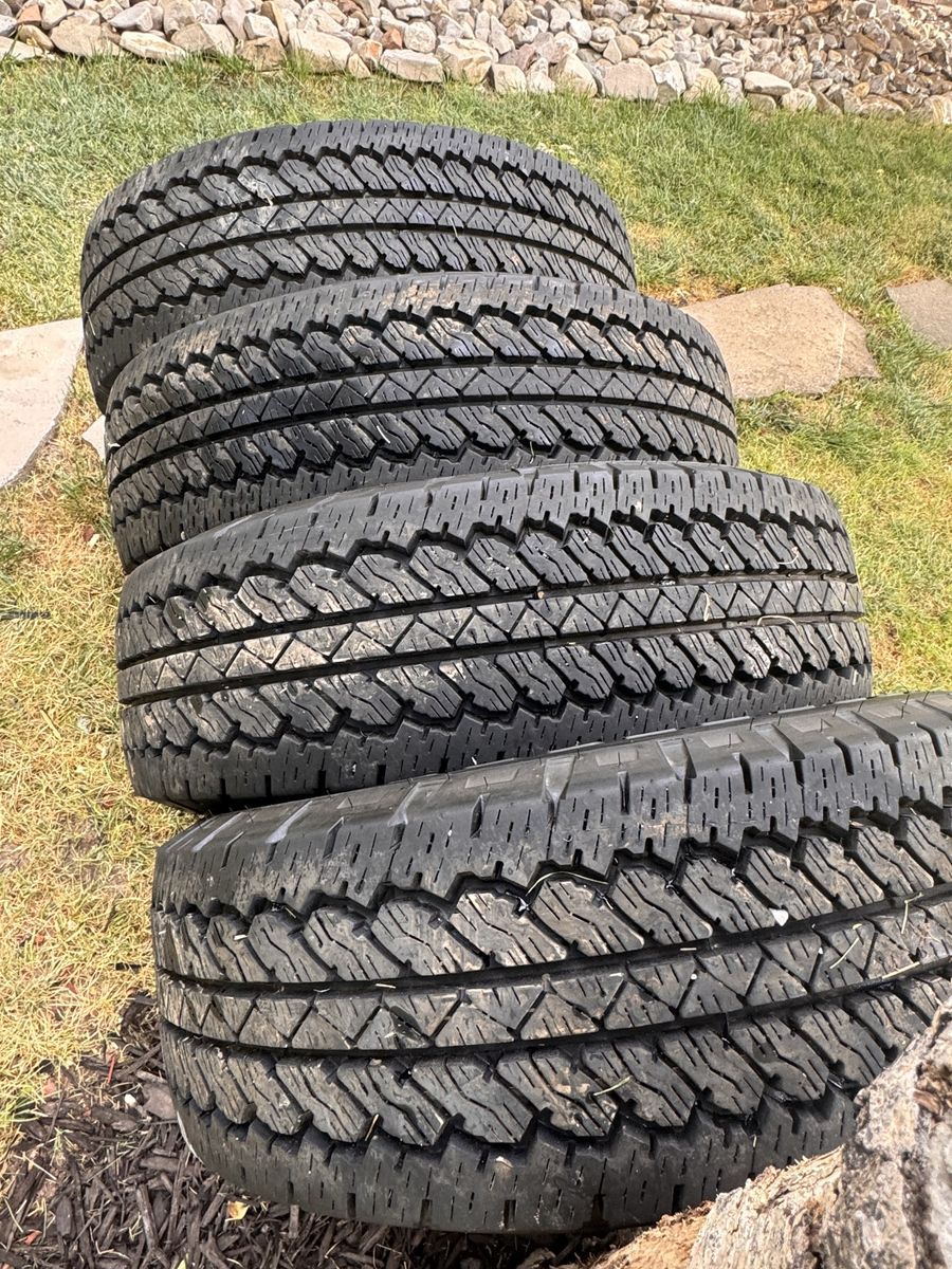 Bridgestone Dueler AT RHS