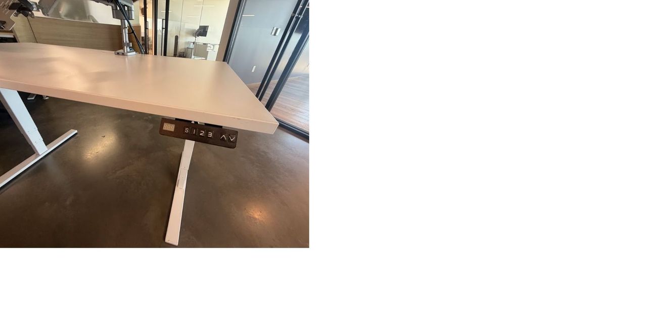 Main image 3