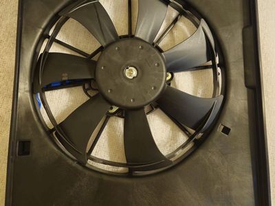 Radiator Cooling Fan Assembly w/ Shroud – 12V SNEM T3406