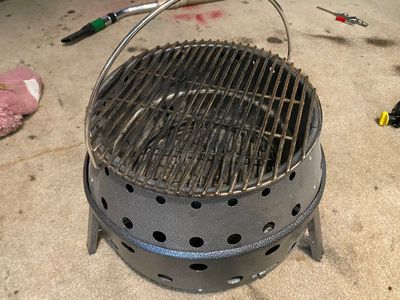 Volcano Dutch oven cooker Grill
