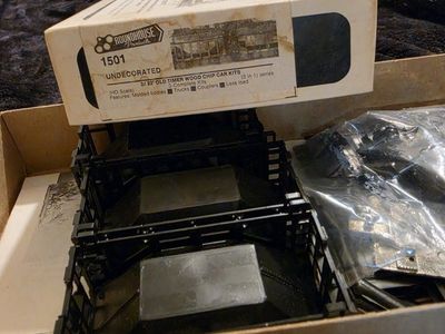Roundhouse Products 1501 HO Scale Old Timer Wood Chip Car Kits Undecorated