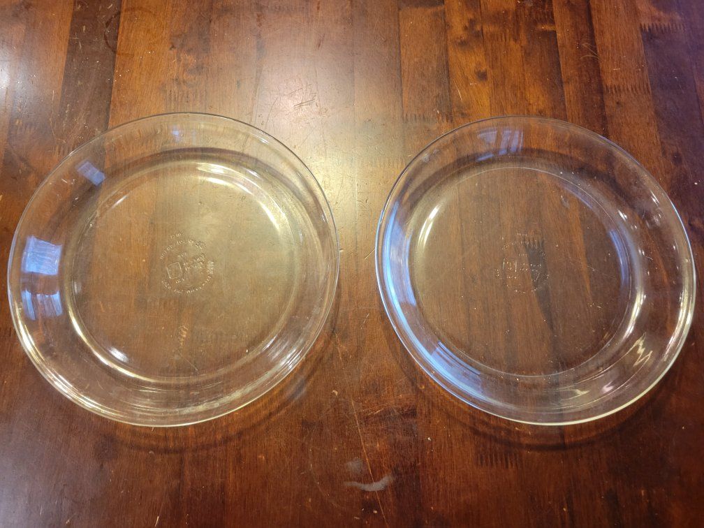 Two Anchor Pie Pans