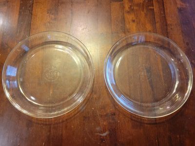Two Anchor Pie Pans