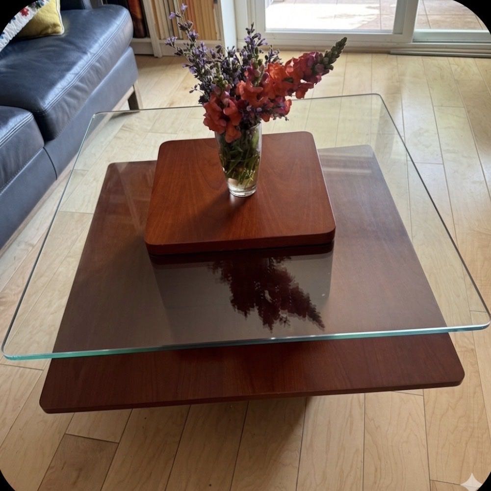 Main image 1