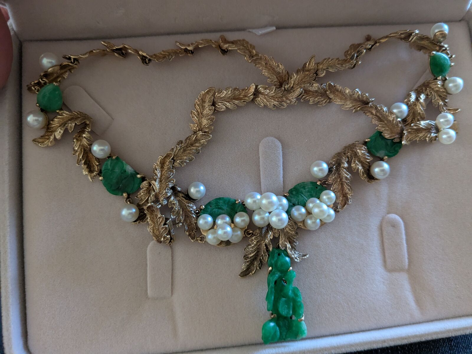 14K solid gold Jade and Pearl necklace