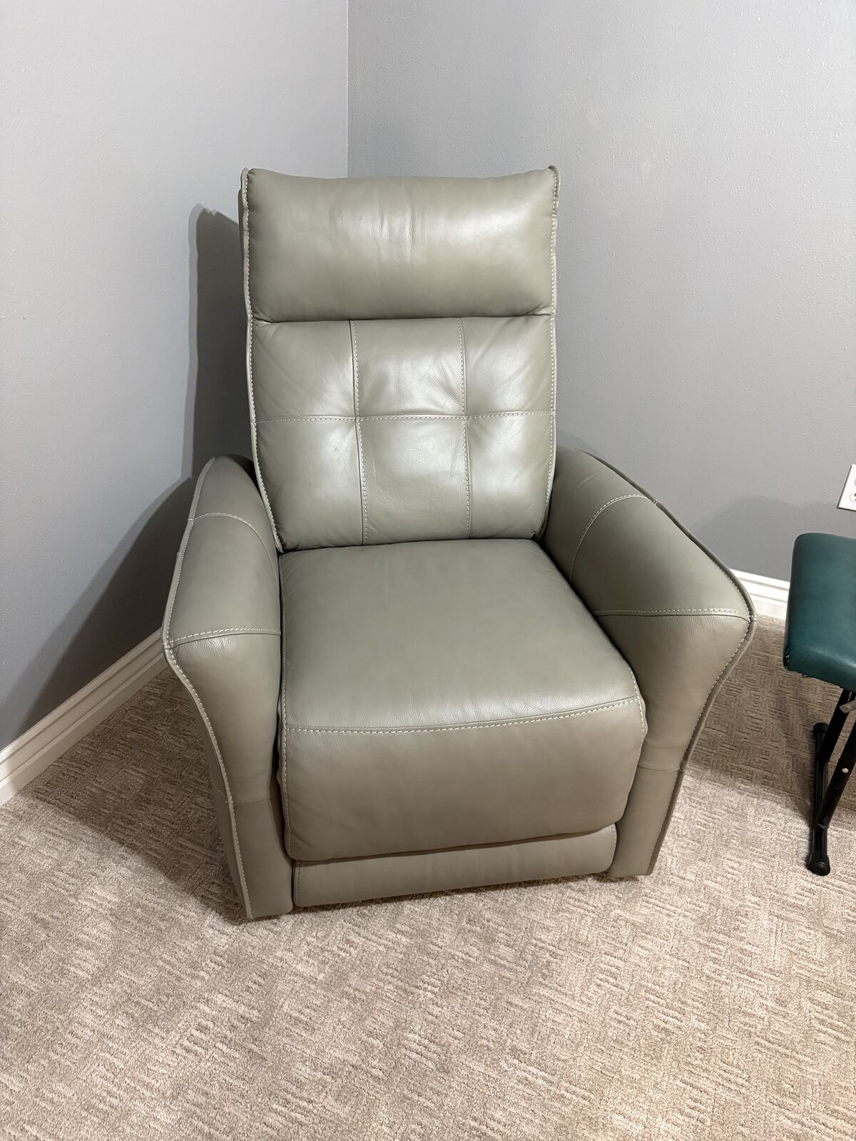 Recliner