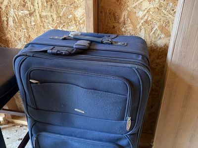 Free luggage set