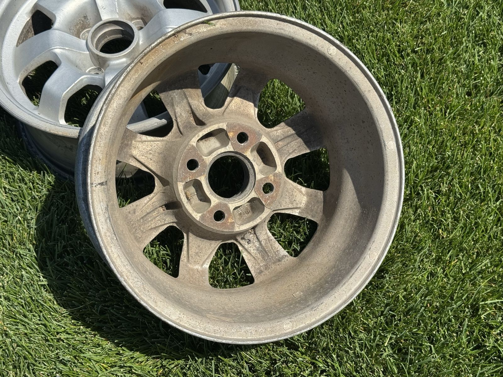 Main image 8