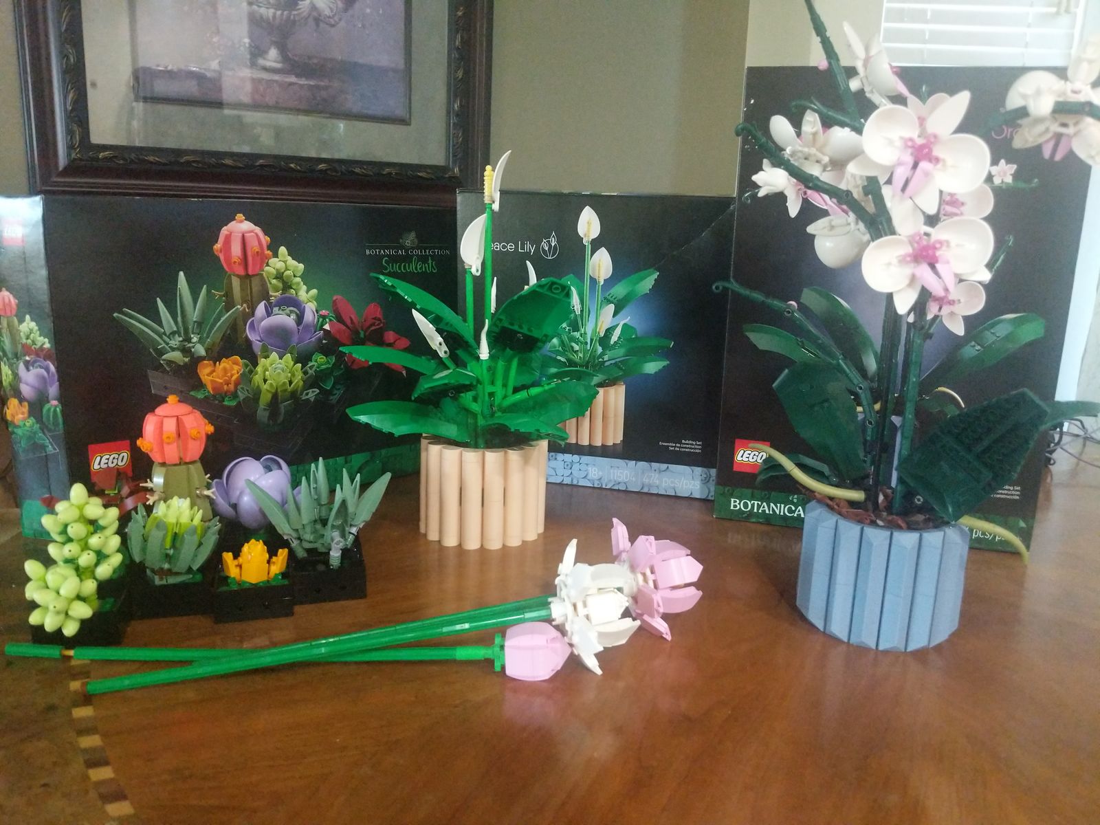 3 Lego botanical sets plus free flowers in front
