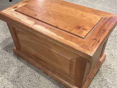 Handcrafted Solid Wood Cedar Storage Chest Trunk - Natural Finish, Versatile Storage