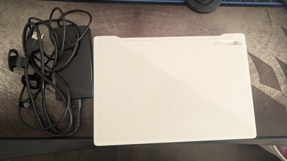 Asus G14 2060 GTX 16 gb RAM gaming laptop