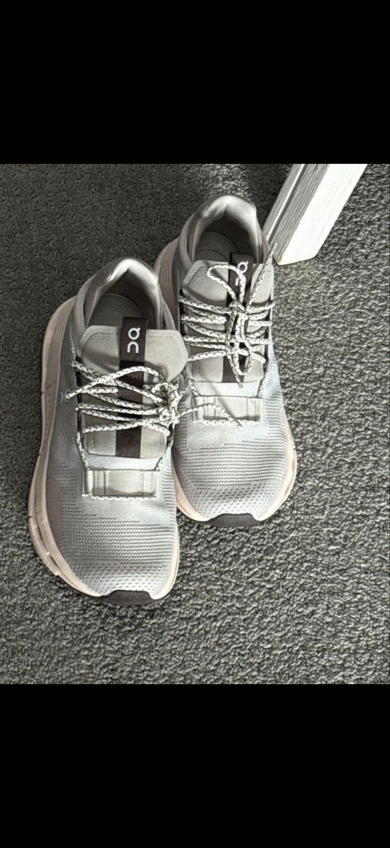 Grey On Cloud, Tennis Workout Comfy Shoes Size 8