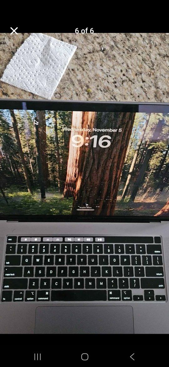 2019 MacBook Pro 16”  i9  16GB RAM  1TB SSD E