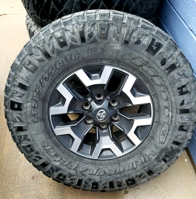Toyota Tacoma 5x Wheels & Tires Ridge Grappler’s