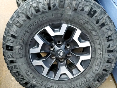 Toyota Tacoma 5x Wheels & Tires Ridge Grappler’s
