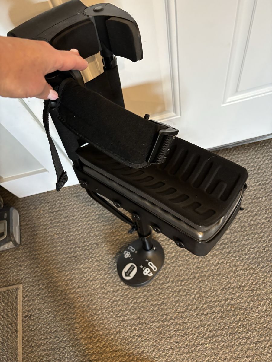 Knee crutch
