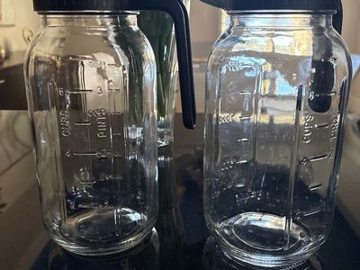 64 Ounce Glass Pitcher With A Lid
