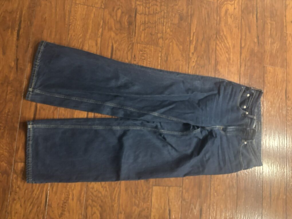 Women's Free Assembly Size 4 Full Wide Straight