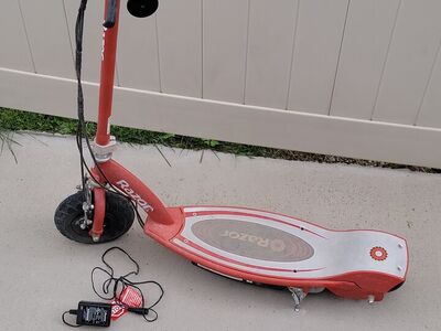 Razor Electric Scooter with Charger