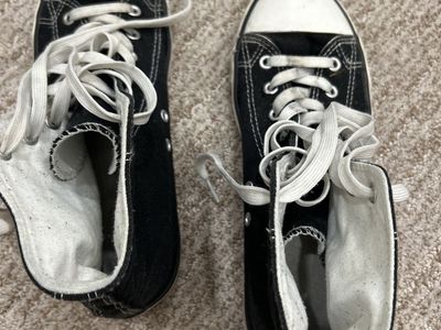 Women’s converse