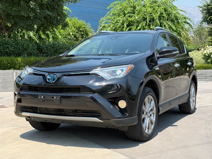 2016 Toyota RAV4 Hybrid Limited