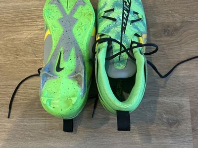 Nike Alpha Menace Size 12 Green Football Cleats