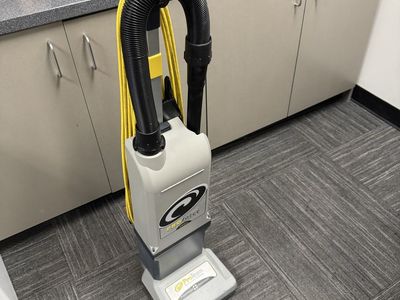 ProTeam upright 1500xp commercial vacuum