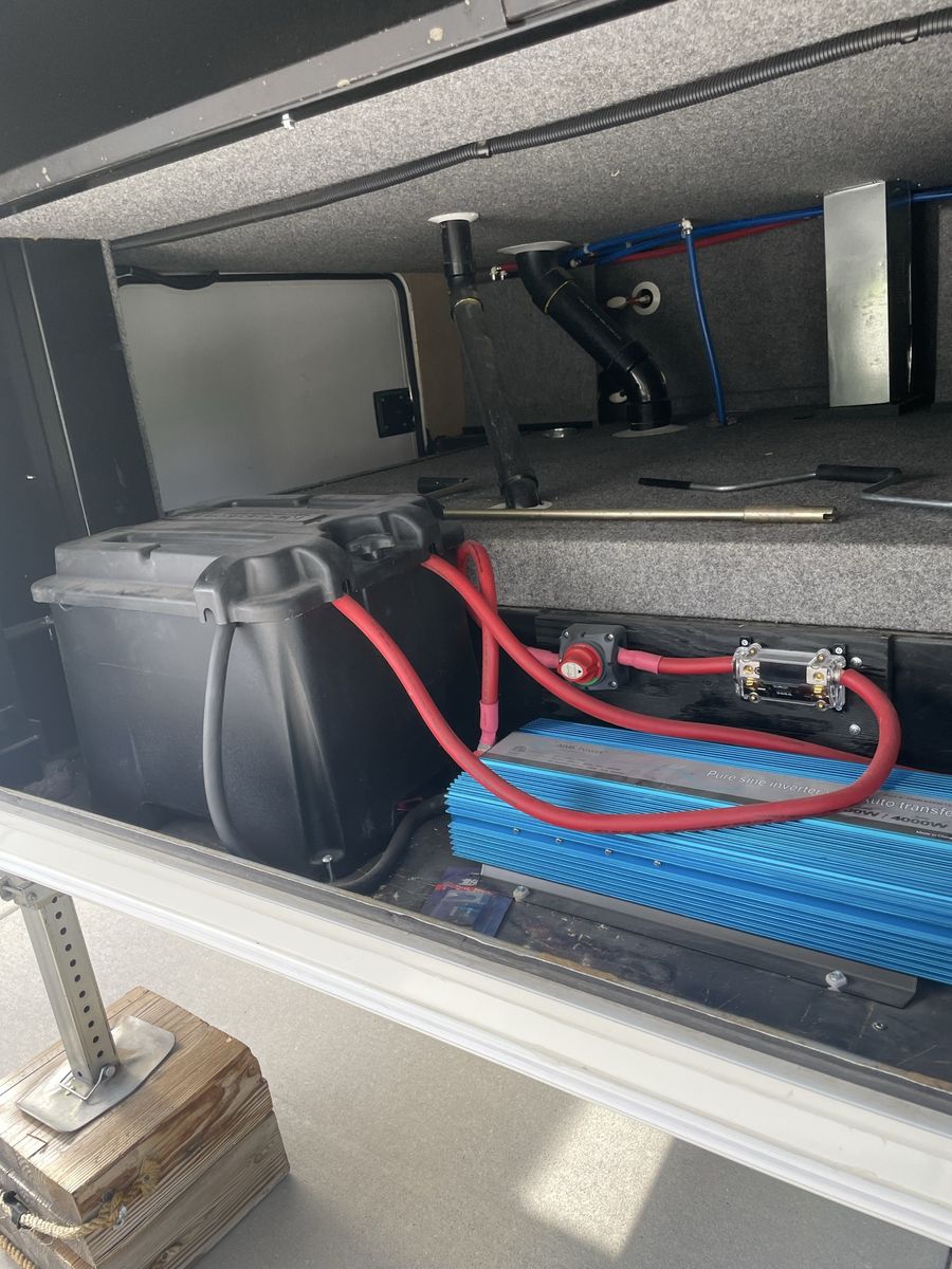 Main image 6
